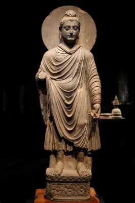  [The Gandhara Buddha Statues]:  A Flourishing Hellenistic Influence Amidst Early Buddhist Art